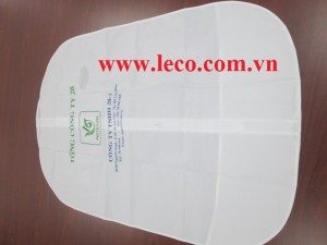 tui-dung-ao-vest