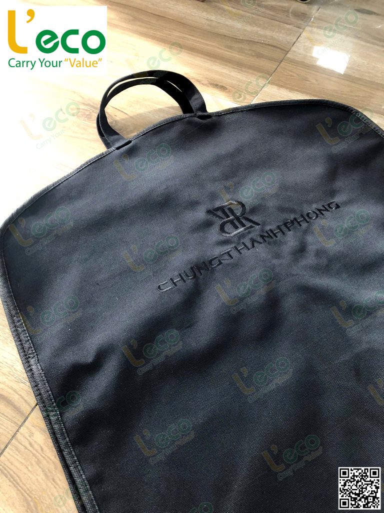 túi đựng áo vest thêu logo